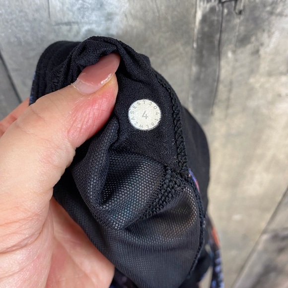 Lululemon Free To Be Bra in Neon Blossom Multi Size 4. - Picture 5 of 11